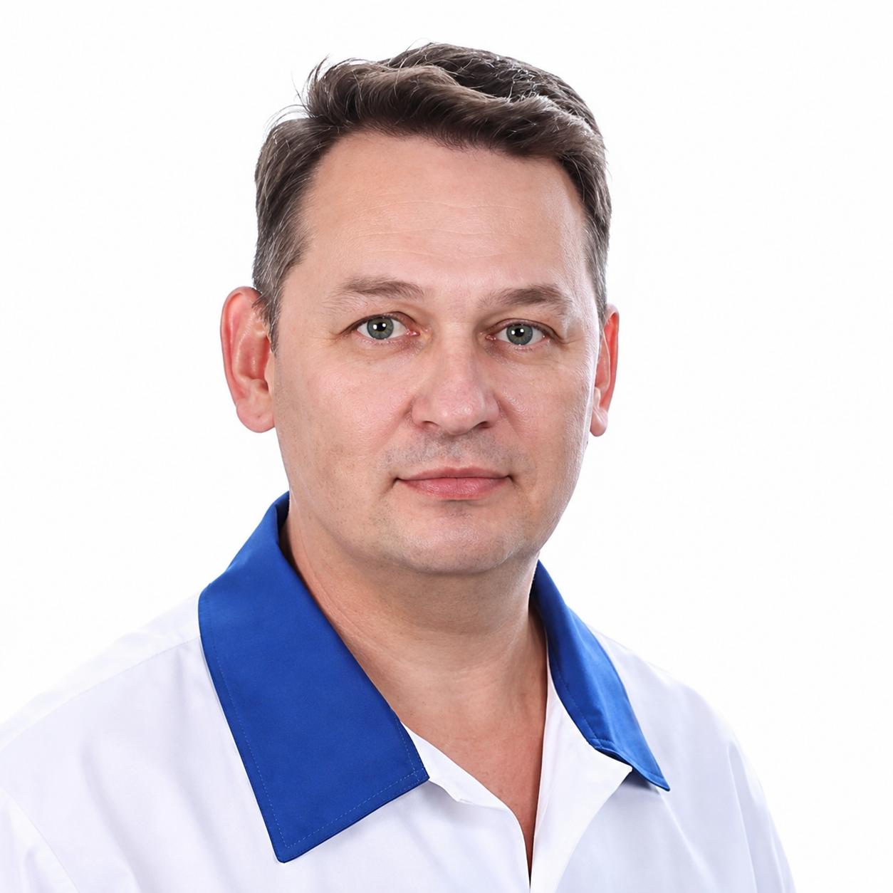 Стальченко Александр Вячеславович - Врач ЛОР оториноларинголог высшей категории, стаж 25 лет