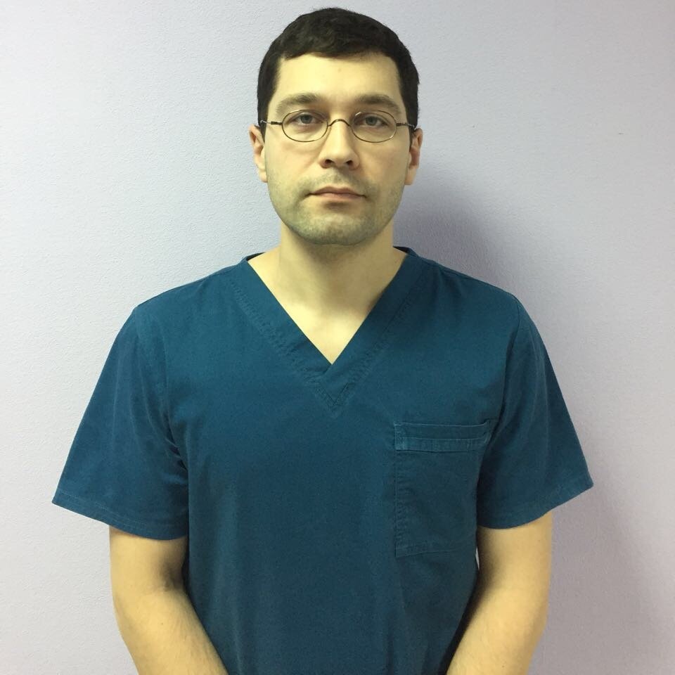 Скурихин Илья Максимович - сердечно-сосудистый хирург, флеболог, стаж 10 лет, более 100 операций в Томске - клиника «Улыбка»